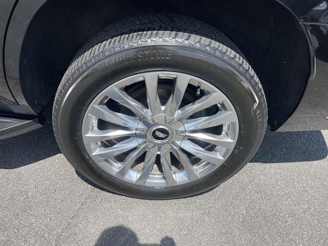 Vehicle image 17 of 39