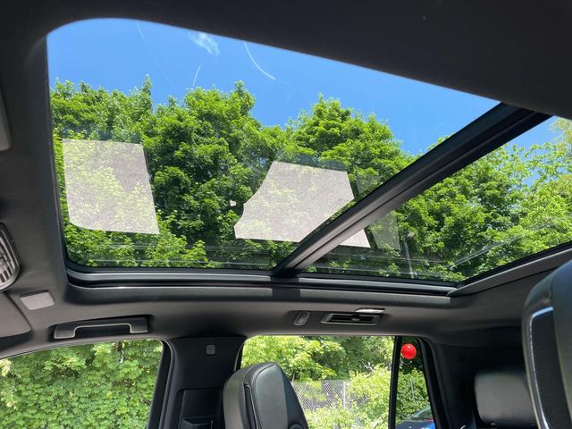 Vehicle image 27 of 39