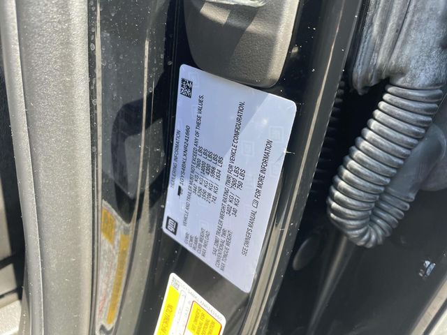 Vehicle image 25 of 39