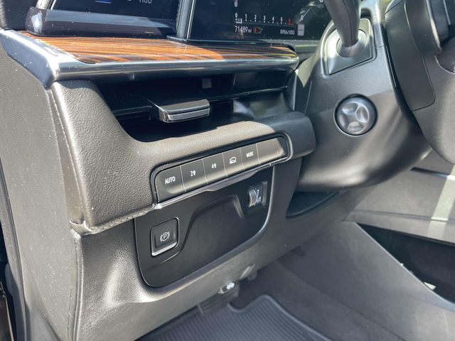 Vehicle image 26 of 39