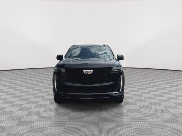 2022 Cadillac Escalade Sport Image 3 of 28