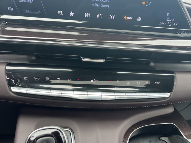 Vehicle image 25 of 29