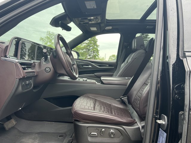 Vehicle image 17 of 29