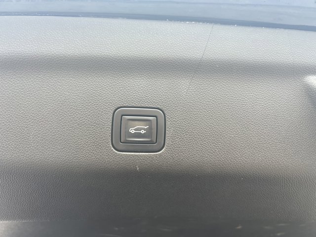 Vehicle image 12 of 29