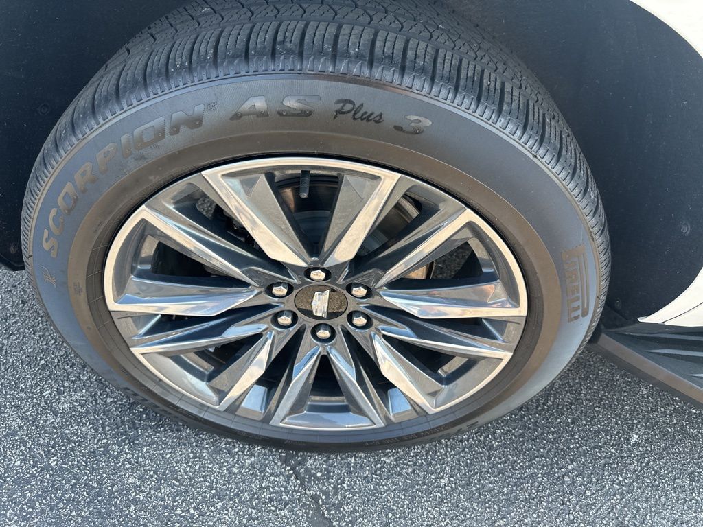 Vehicle image 20 of 37