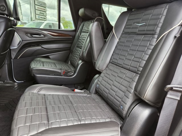 Vehicle image 19 of 29