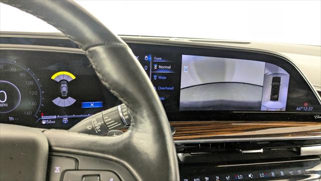 2022 Cadillac Escalade ESV Luxury Image 29 of 43