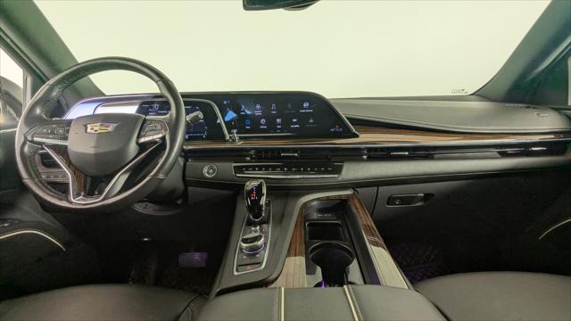 2022 Cadillac Escalade ESV Luxury Image 25 of 43