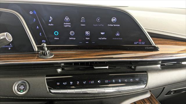 2022 Cadillac Escalade ESV Luxury Image 28 of 43