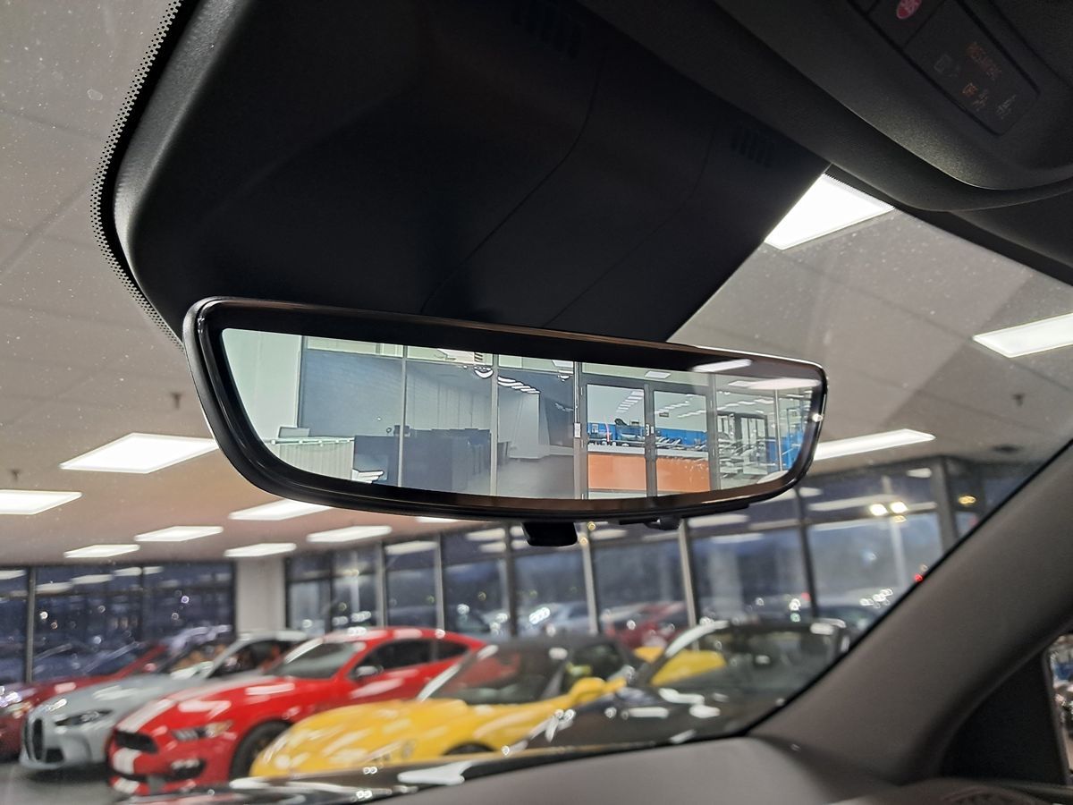 Vehicle image 54 of 72