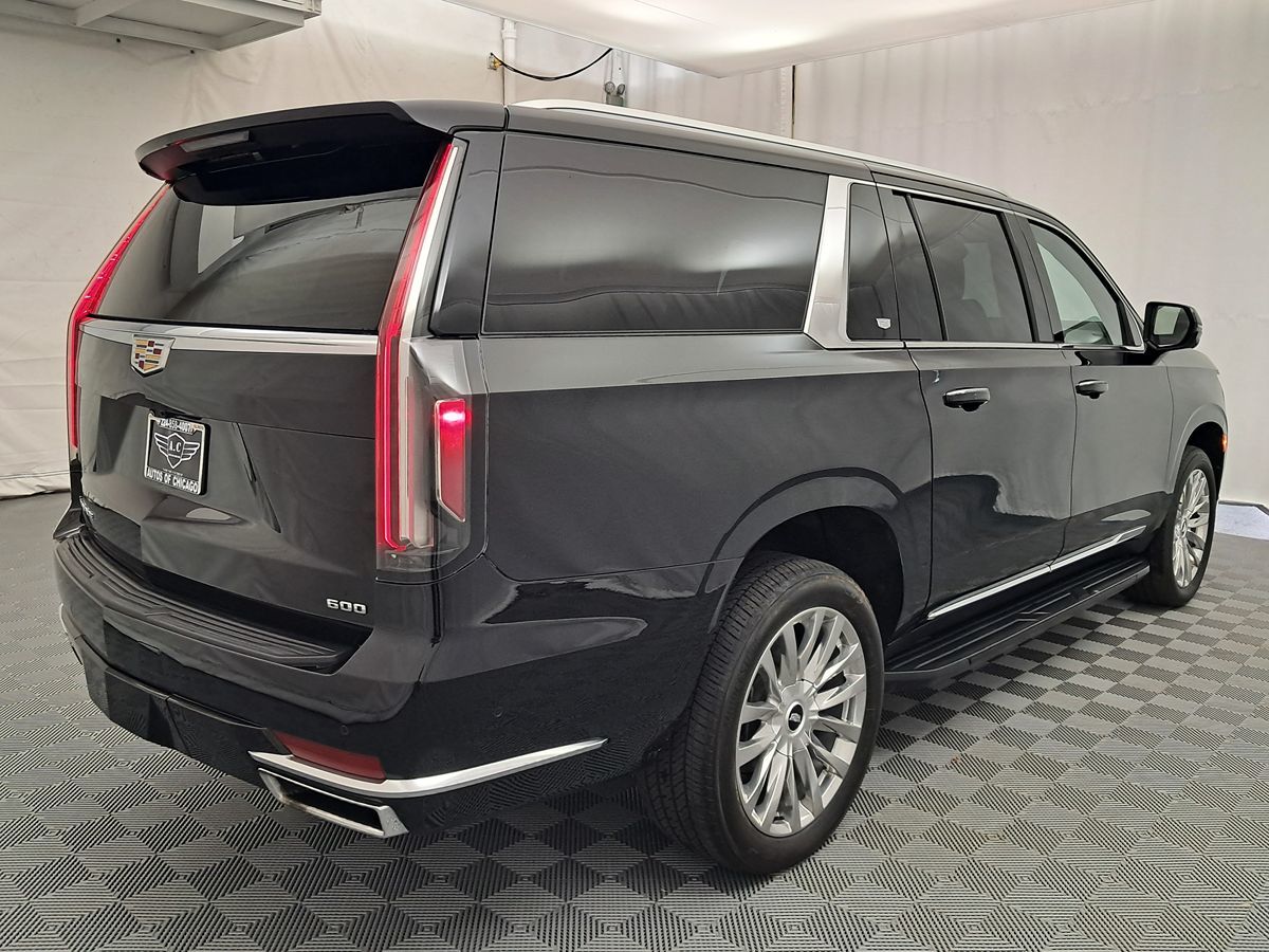 Vehicle image 5 of 72