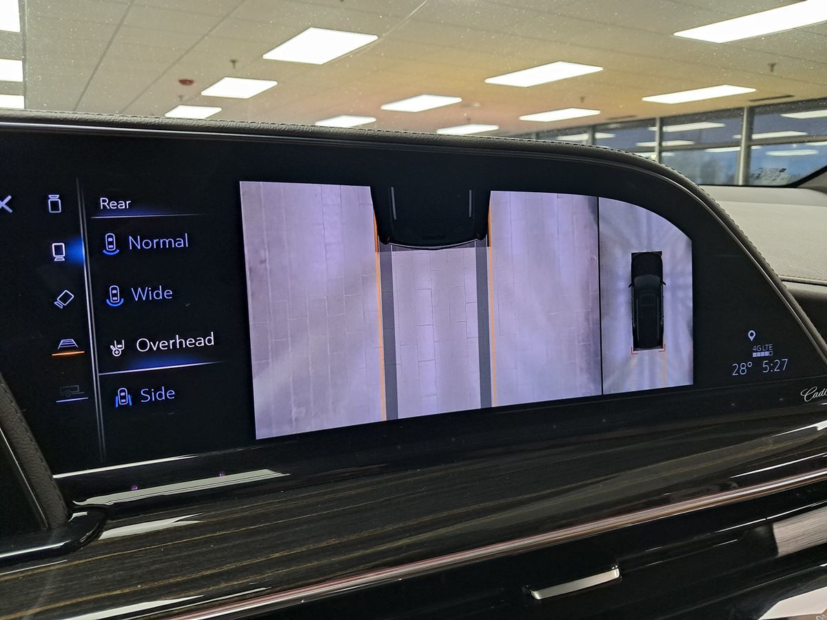 Vehicle image 40 of 72