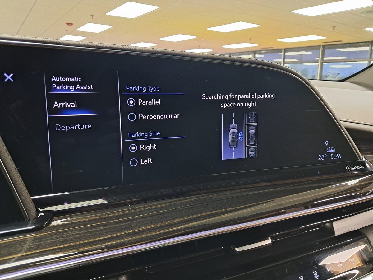 Vehicle image 34 of 72