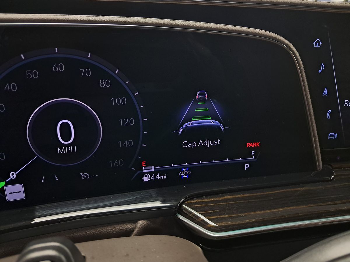 Vehicle image 15 of 72