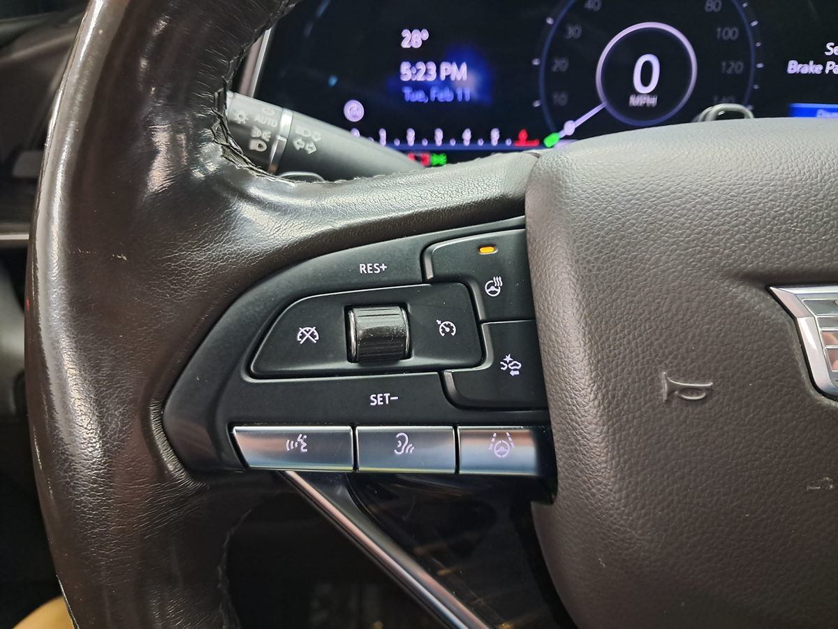 Vehicle image 20 of 72