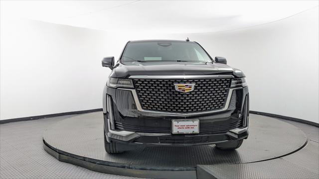2022 Cadillac Escalade ESV Luxury Image 3 of 31
