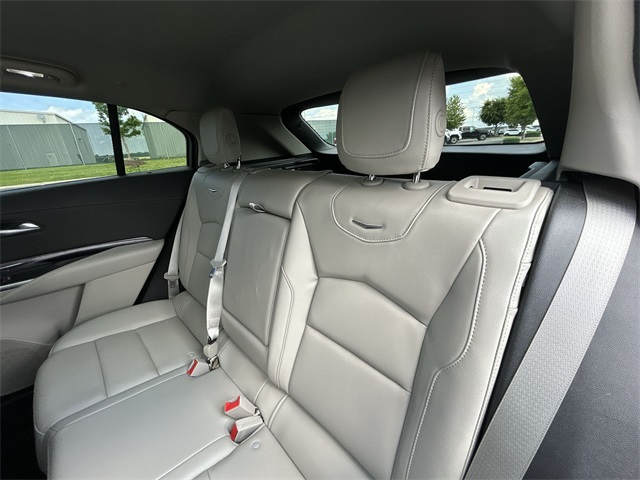Vehicle image 39 of 70