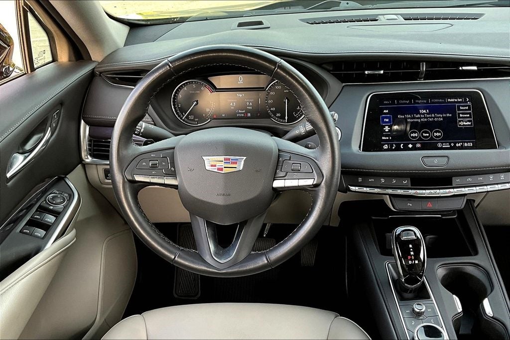 Vehicle image 10 of 47