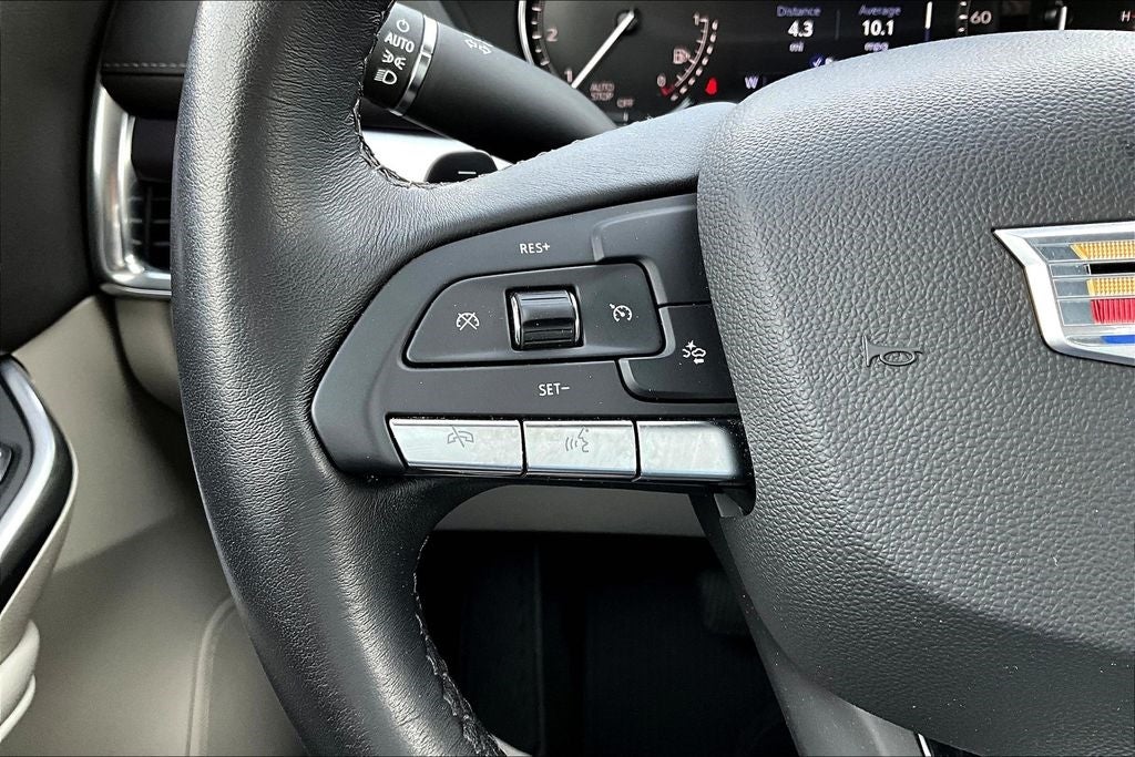 Vehicle image 22 of 47