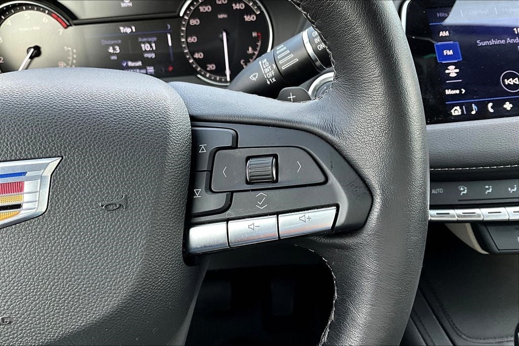 Vehicle image 24 of 47