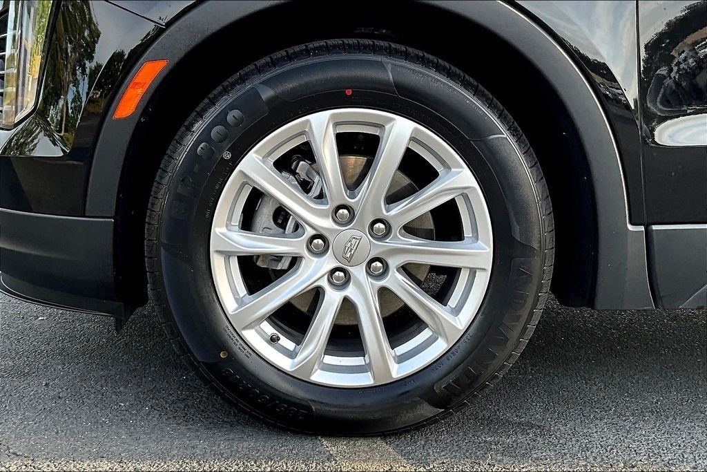 Vehicle image 14 of 47