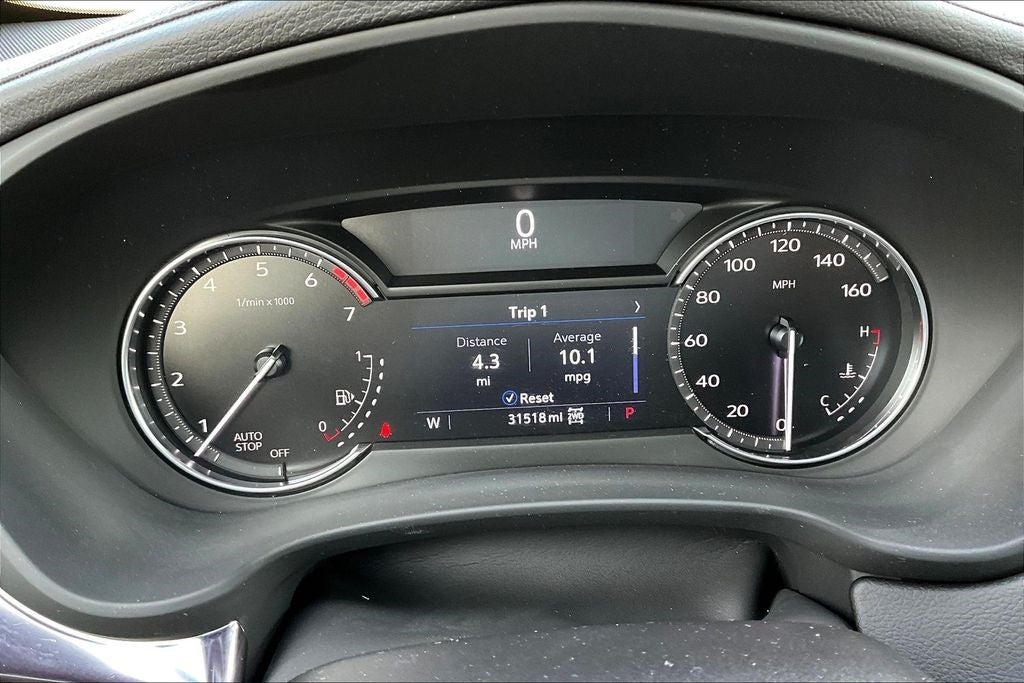 Vehicle image 25 of 47