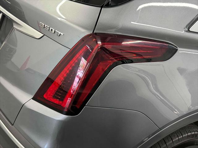Vehicle image 28 of 29