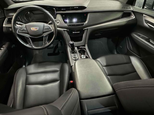Vehicle image 11 of 29