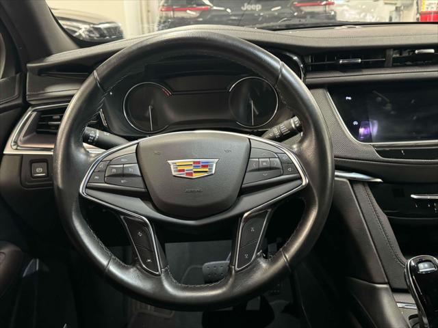 Vehicle image 10 of 29