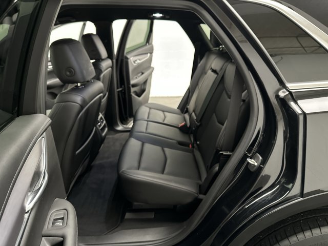 Vehicle image 22 of 42