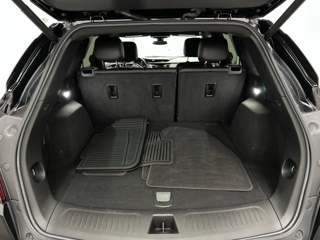 Vehicle image 14 of 42
