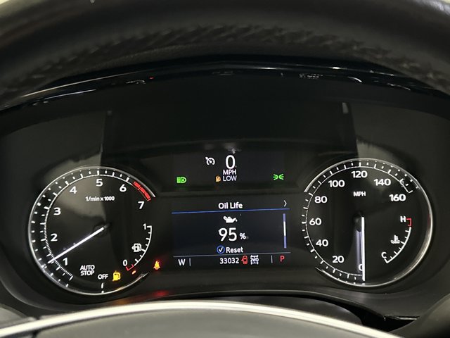 Vehicle image 25 of 42