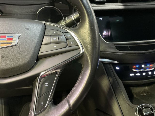 Vehicle image 34 of 37