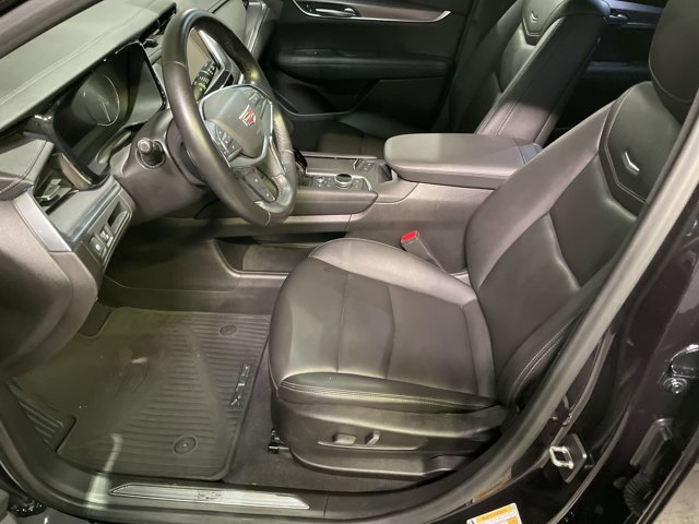Vehicle image 36 of 37