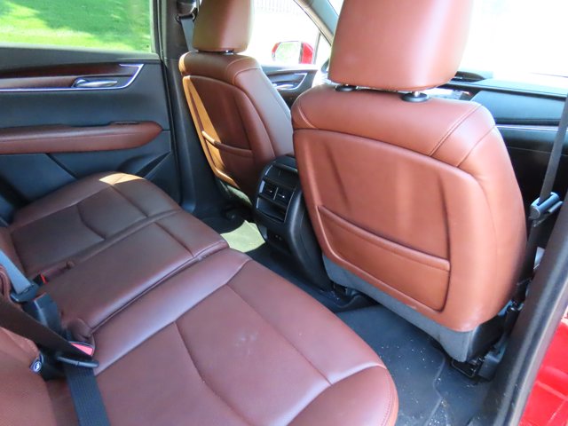 Vehicle image 17 of 49