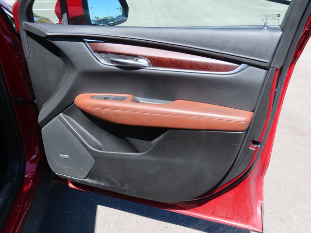 Vehicle image 11 of 49