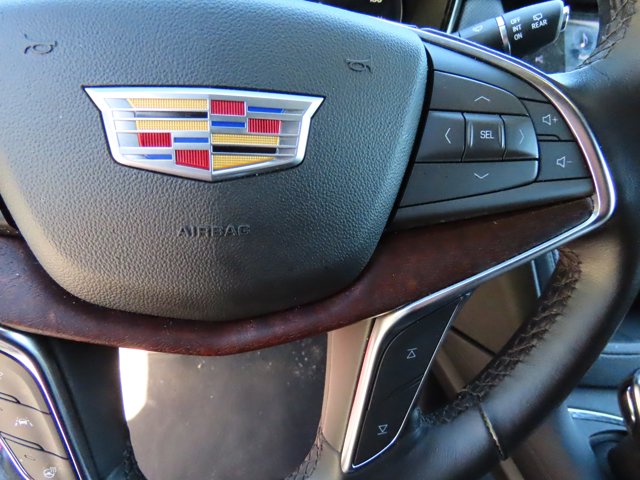 Vehicle image 40 of 49