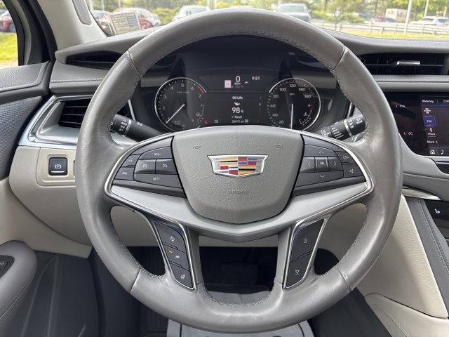 Vehicle image 22 of 34