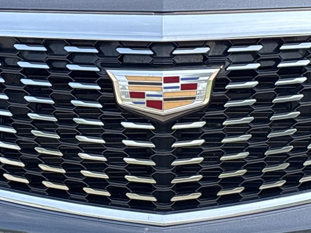 Vehicle image 16 of 34