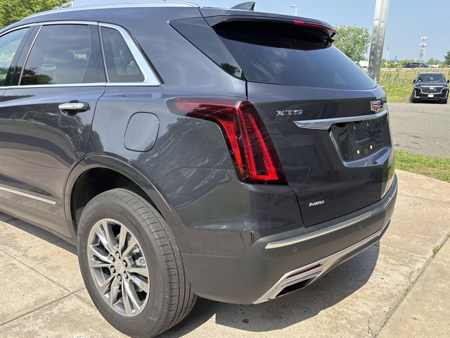 Vehicle image 13 of 34