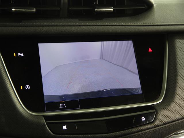 Vehicle image 15 of 24