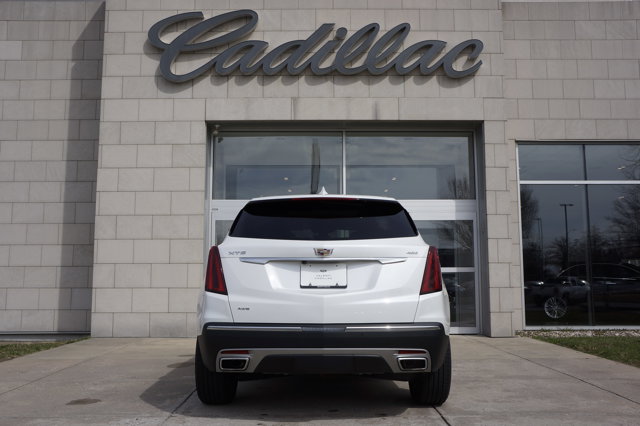 Vehicle image 10 of 36