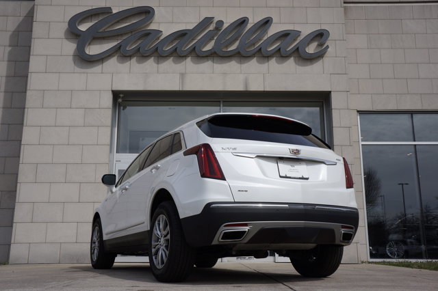 Vehicle image 11 of 36