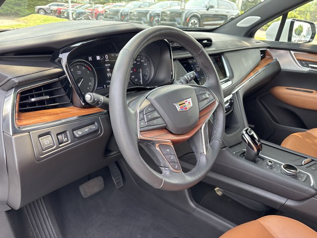 Vehicle image 24 of 36