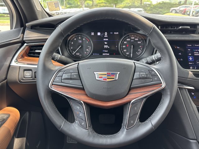 Vehicle image 22 of 36