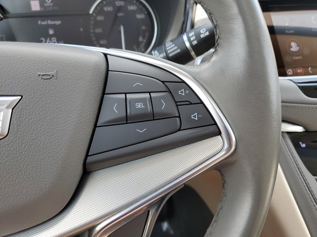 Vehicle image 26 of 28