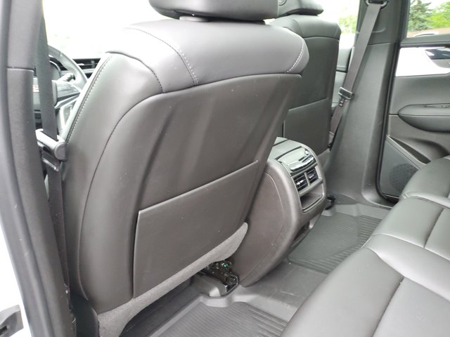 Vehicle image 11 of 30
