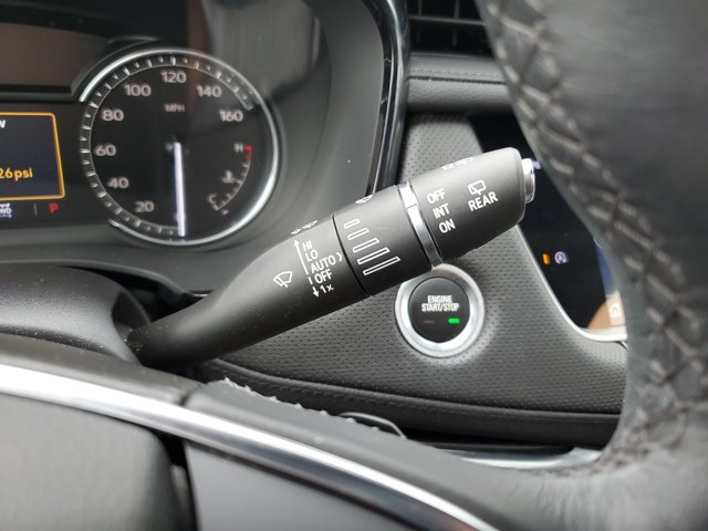 Vehicle image 21 of 30