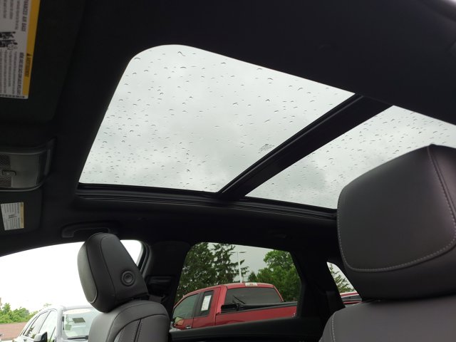 Vehicle image 16 of 30
