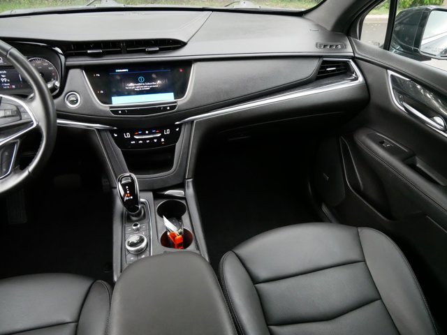 Vehicle image 15 of 36